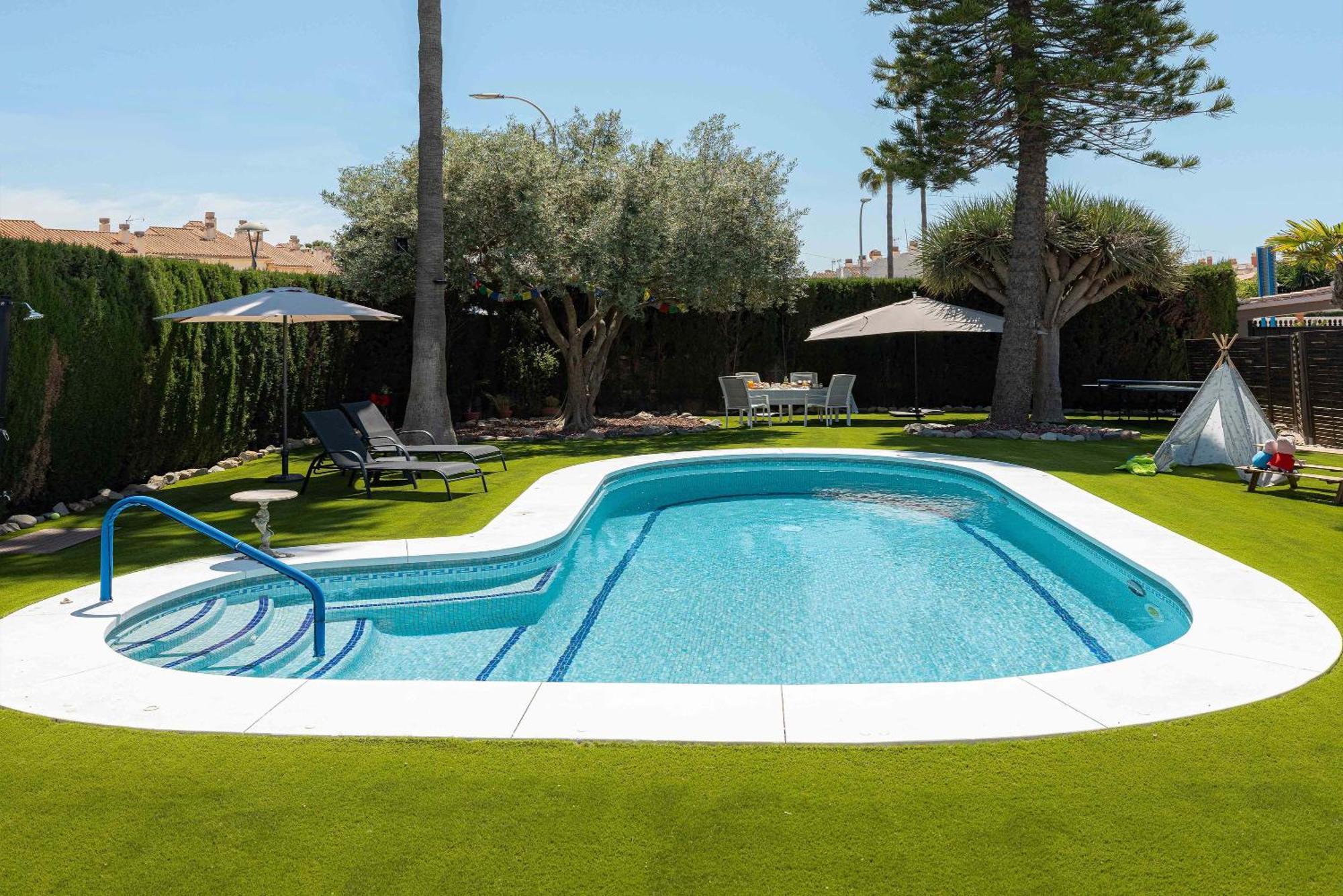 Villa Malaga Beach - Golf Torre de Benagalbon Ngoại thất bức ảnh
